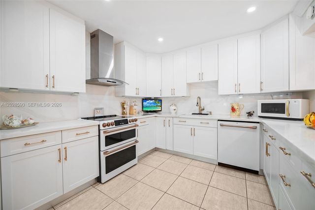 13700 N Miami Avenue, Miami, FL 33168