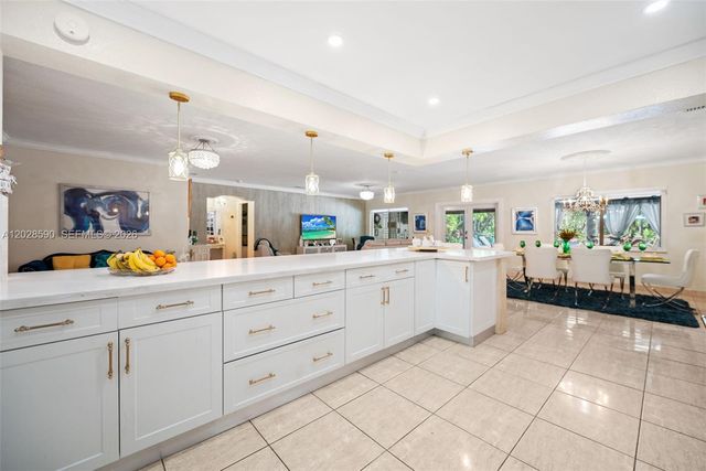 13700 N Miami Avenue, Miami, FL 33168