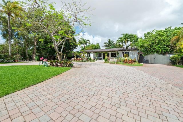 13700 N Miami Avenue, Miami, FL 33168