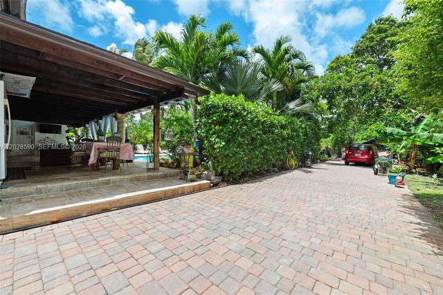 13700 N Miami Avenue, Miami, FL 33168