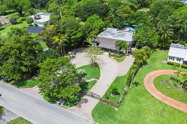 13700 N Miami Avenue, Miami, FL 33168
