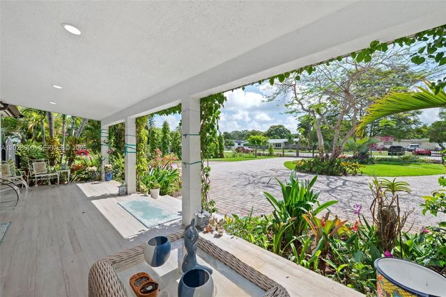 13700 N Miami Avenue, Miami, FL 33168