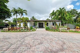 13700 N Miami Avenue, Miami, FL 33168