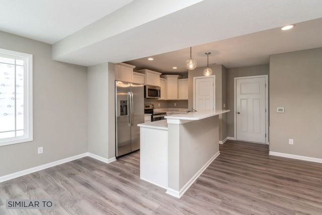 598 NE Hart Lane, Ankeny, IA 50021