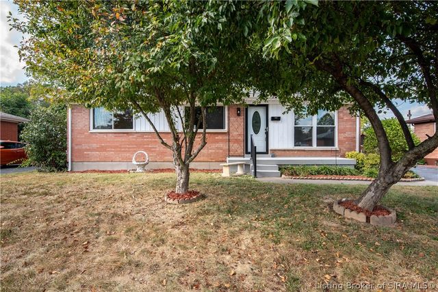 1809 Jonquil Drive, Jeffersonville, IN 47130