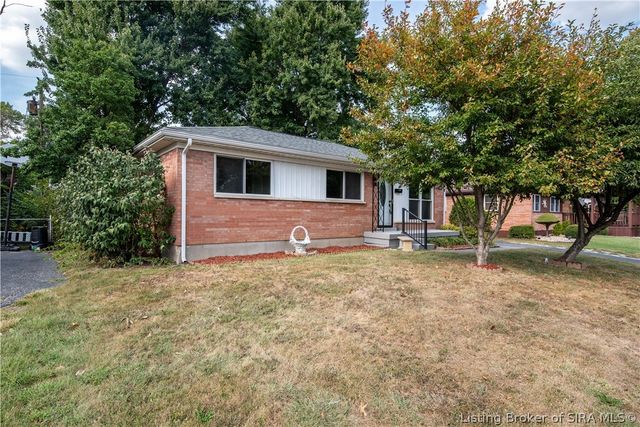 1809 Jonquil Drive, Jeffersonville, IN 47130