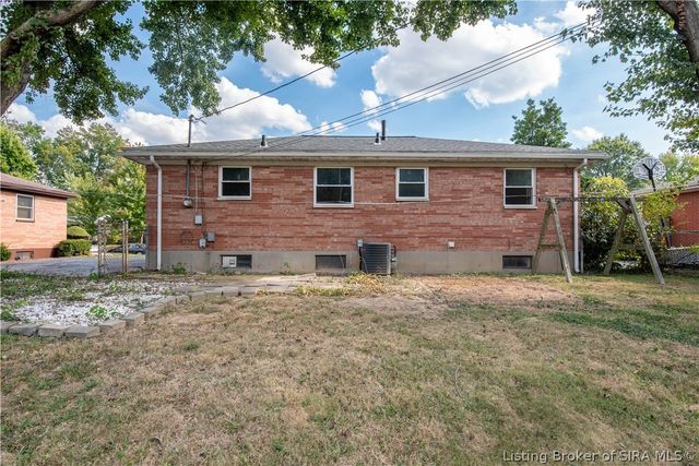 1809 Jonquil Drive, Jeffersonville, IN 47130