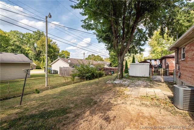 1809 Jonquil Drive, Jeffersonville, IN 47130