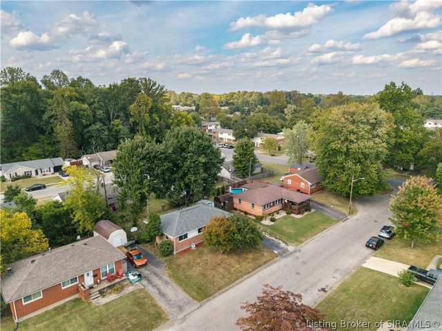1809 Jonquil Drive, Jeffersonville, IN 47130