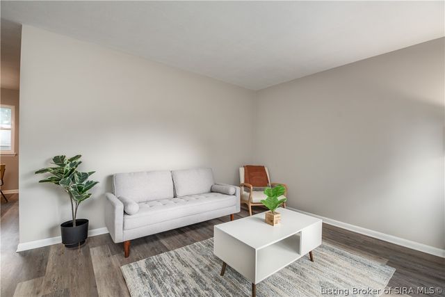1809 Jonquil Drive, Jeffersonville, IN 47130