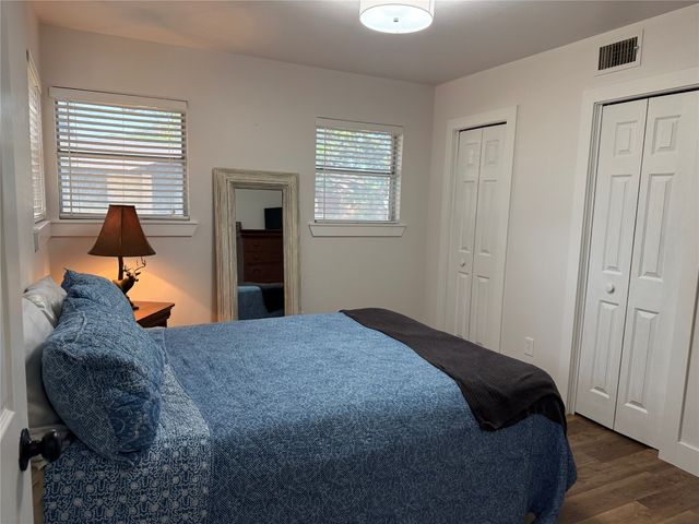 604 Kingwood Drive, Mineral Wells, TX 76067