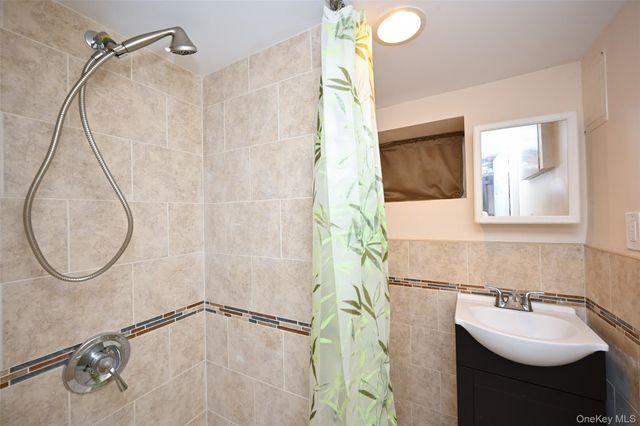 198-07 116th Avenue, Saint Albans, NY 11412