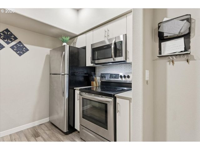 16449 Nw CHADWICK Way 108, Portland, OR 97229