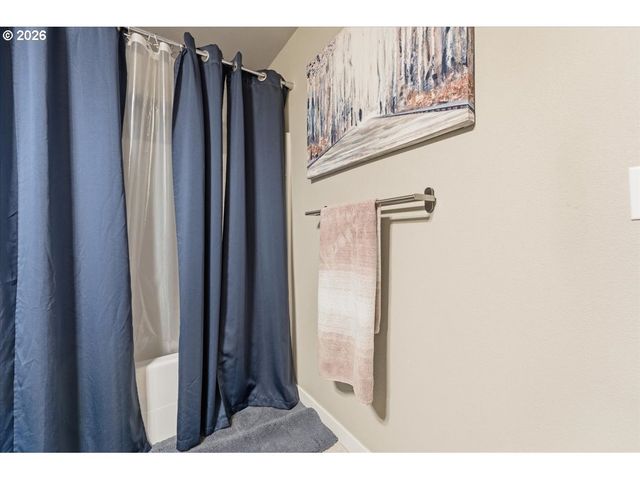 16449 Nw CHADWICK Way 108, Portland, OR 97229