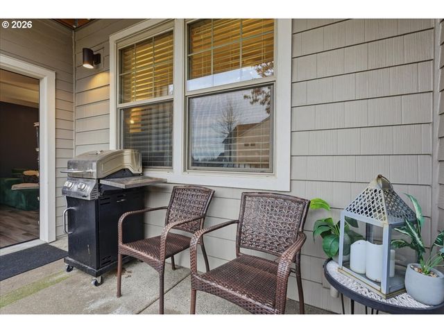 16449 Nw CHADWICK Way 108, Portland, OR 97229