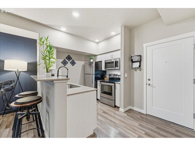 16449 Nw CHADWICK Way 108, Portland, OR 97229