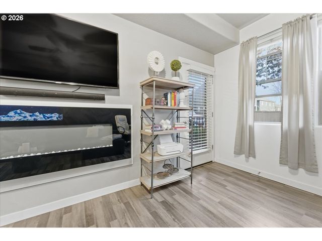 16449 Nw CHADWICK Way 108, Portland, OR 97229