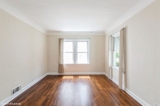 13121 S Muskegon Avenue, Chicago, IL 60633