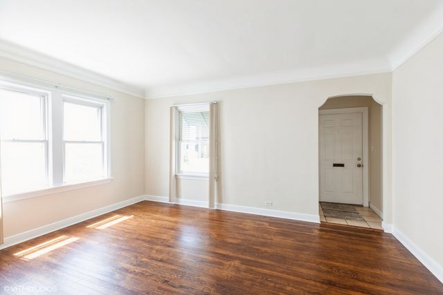 13121 S Muskegon Avenue, Chicago, IL 60633