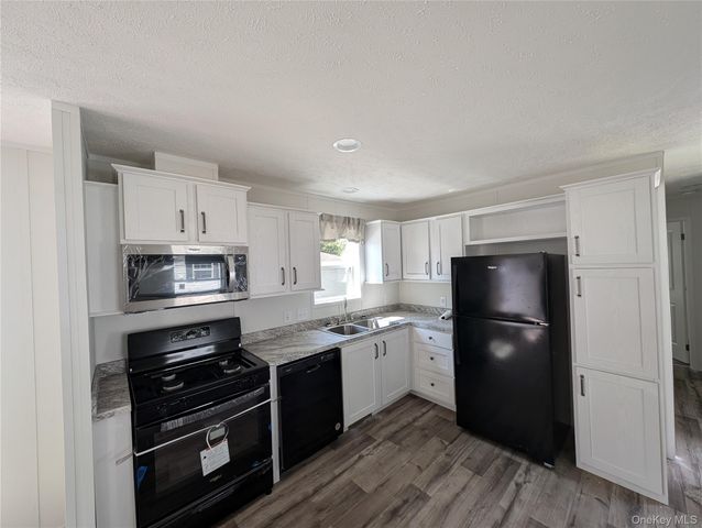 3146 Route 9w 6A, New Windsor, NY 12553