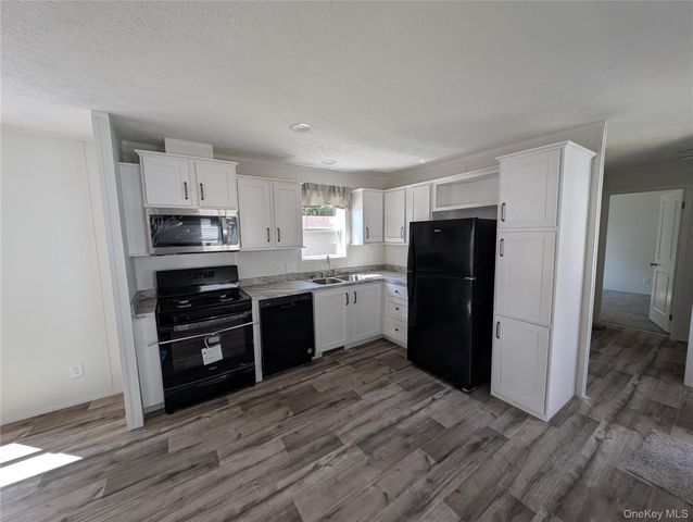 3146 Route 9w 6A, New Windsor, NY 12553