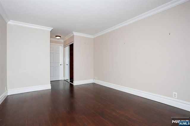200 Old Palisade Road 15C, Fort Lee, NJ 07024