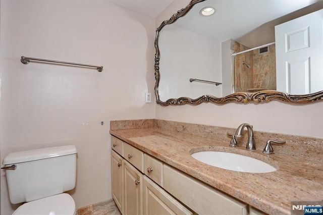 200 Old Palisade Road 15C, Fort Lee, NJ 07024