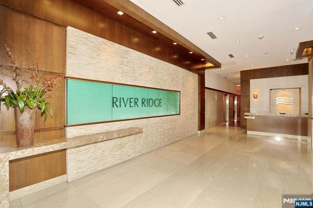 200 Old Palisade Road 15C, Fort Lee, NJ 07024