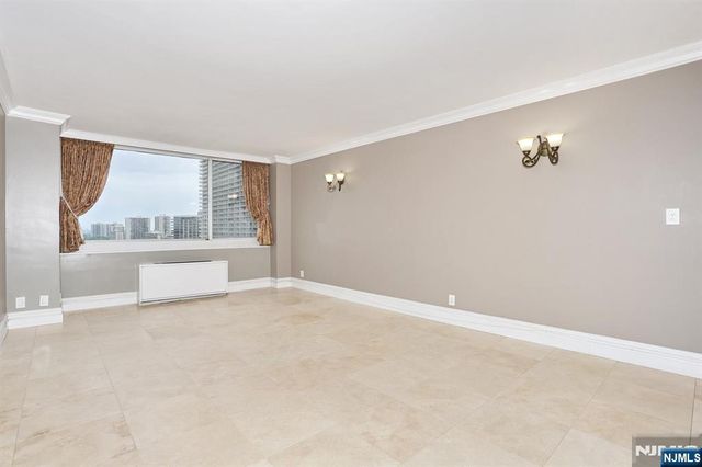 200 Old Palisade Road 15C, Fort Lee, NJ 07024
