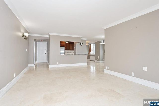 200 Old Palisade Road 15C, Fort Lee, NJ 07024