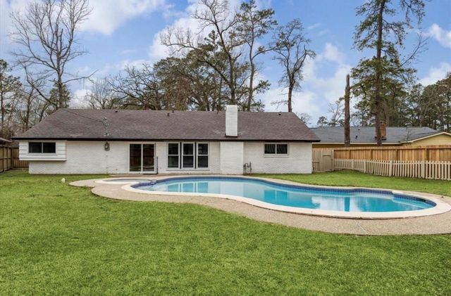 1210 Burning Tree Road, Kingwood, TX 77339