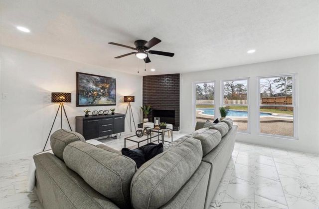 1210 Burning Tree Road, Kingwood, TX 77339