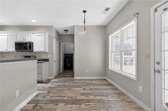 1136 Mason Lee Avenue, Loganville, GA 30052