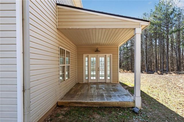 1136 Mason Lee Avenue, Loganville, GA 30052