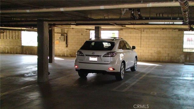 20253 Keswick Street 325, Winnetka, CA 91306