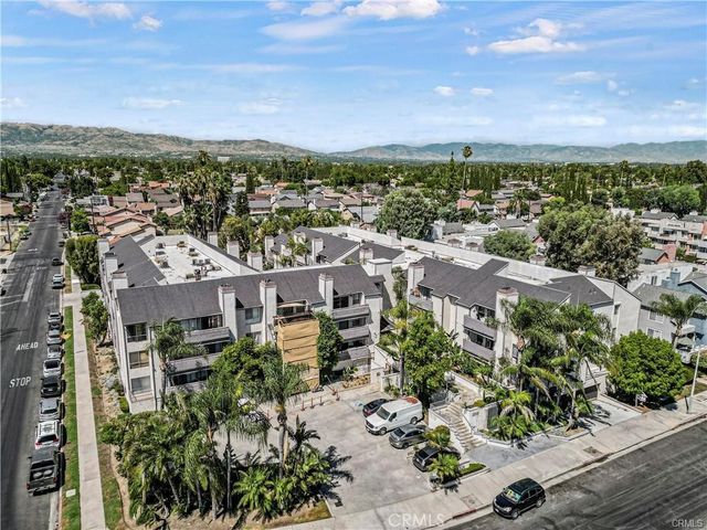 20253 Keswick Street 325, Winnetka, CA 91306