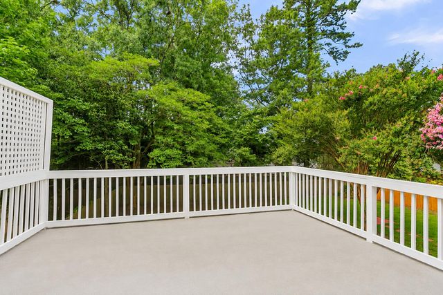 104 Stratford Drive, Summerville, SC 29485