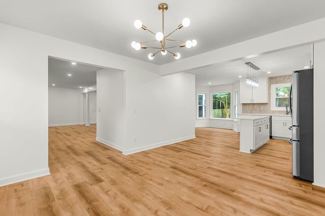 104 Stratford Drive, Summerville, SC 29485
