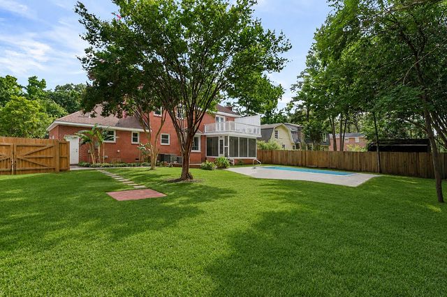 104 Stratford Drive, Summerville, SC 29485