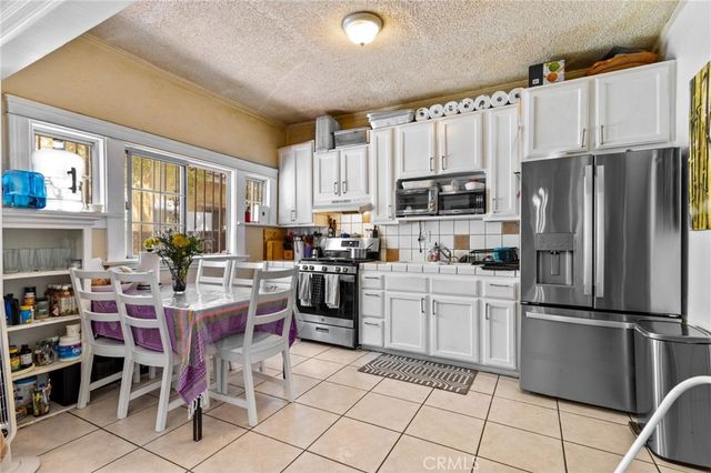 1154 1156 N Wilton Place, Los Angeles, CA 90038