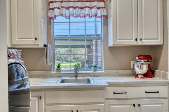 7402 Swanson Drive, Richmond, TX 77406