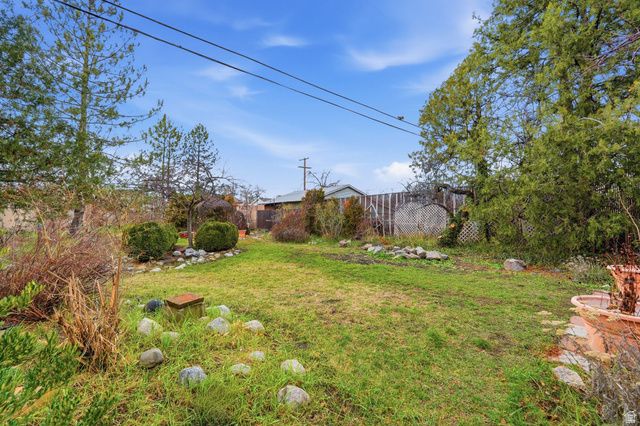 1168 S 800 W, Salt Lake City, UT 84104