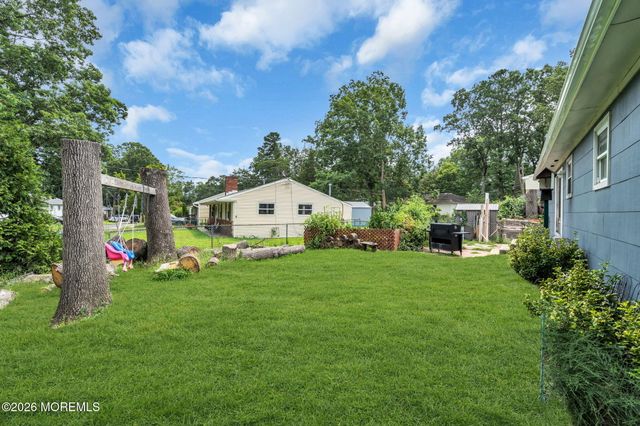 402 Lakeview Boulevard, Browns Mills, NJ 08015