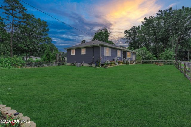 402 Lakeview Boulevard, Browns Mills, NJ 08015