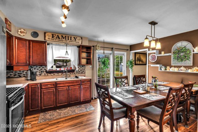 402 Lakeview Boulevard, Browns Mills, NJ 08015