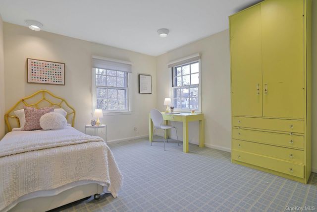 1 Elm Road, Scarsdale, NY 10583