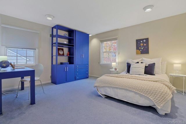 1 Elm Road, Scarsdale, NY 10583