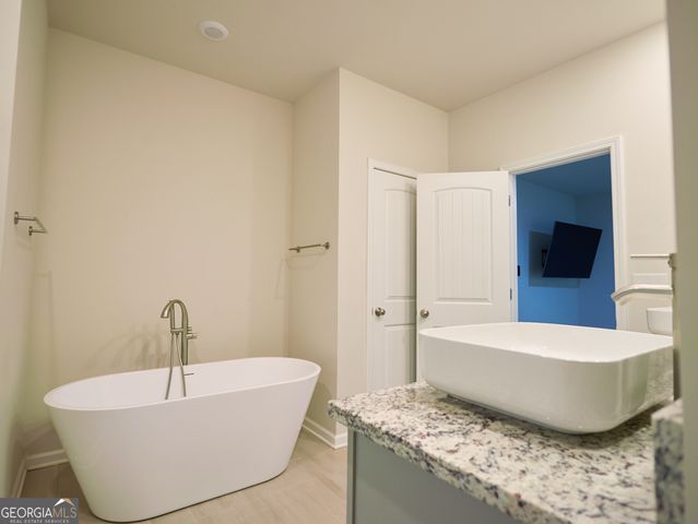 110 CORN FIELD Circle, Perry, GA 31069