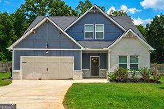 110 CORN FIELD Circle, Perry, GA 31069