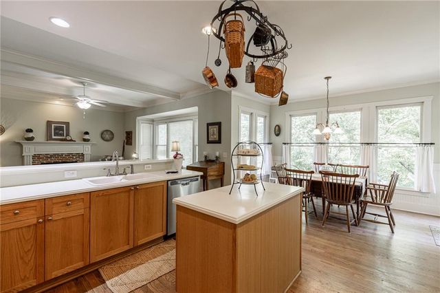 5939 Grand Loop Road, Sugar Hill, GA 30518